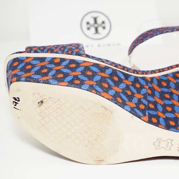 Tory Burch Printed Nautical  Platform Wedge Sandal - Picture 8 of 8